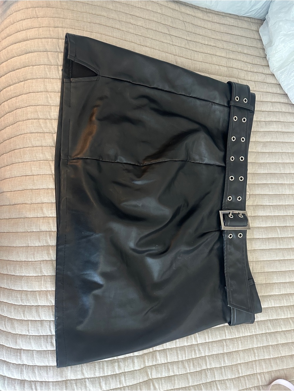 High-Waist Black Faux Leather Mini Skirt with Notch and Belt